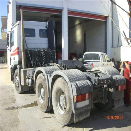 HEAD TRACTOR MERCEDES 3354S